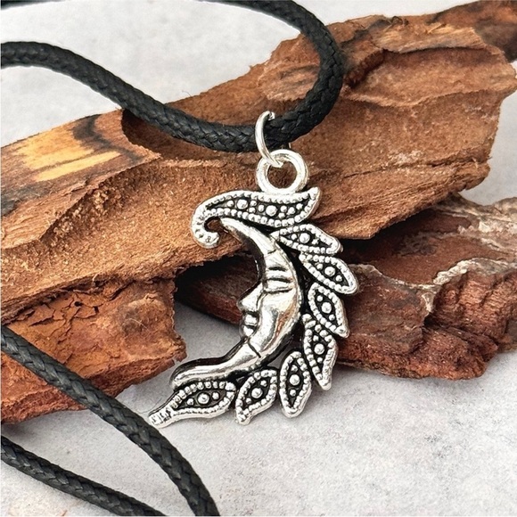 5 For $25💫Alternative Silver Crescent Moon Pendant - Picture 3 of 5